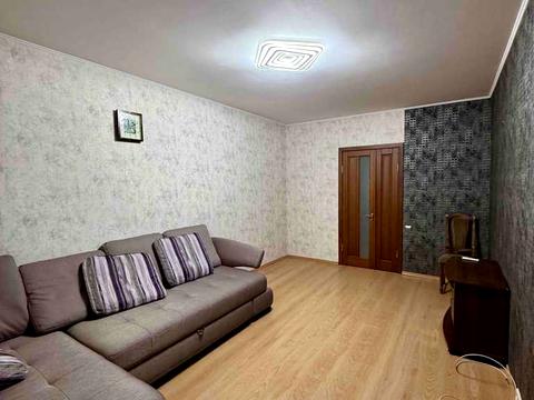 квартира за адресою Миколи Вавілова просп., 13/42