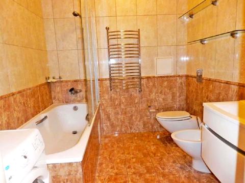 квартира за адресою Київ, Володимира Івасюка просп. (Героїв Сталінграду), 8