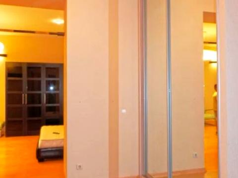 квартира за адресою Київ, Володимира Івасюка просп. (Героїв Сталінграду), 8