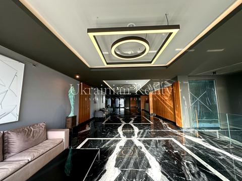 комерційна за адресою Редутна вул., 65/71