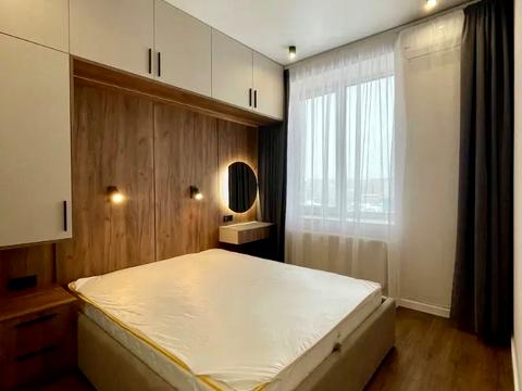 квартира за адресою Євгена Чикаленка вул. (Аржанова), 3