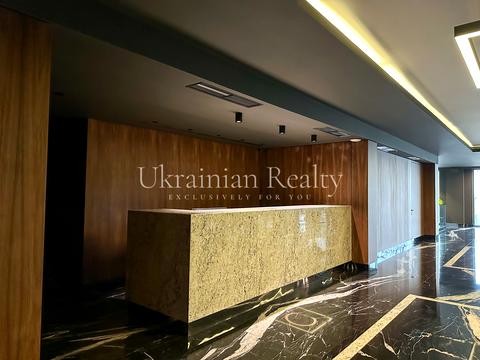 комерційна за адресою Редутна вул., 65/71