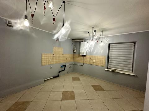 комерційна за адресою Івана Франка вул., 26