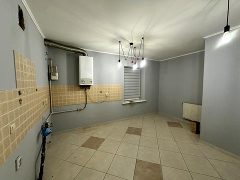 комерційна за адресою Івана Франка вул., 26