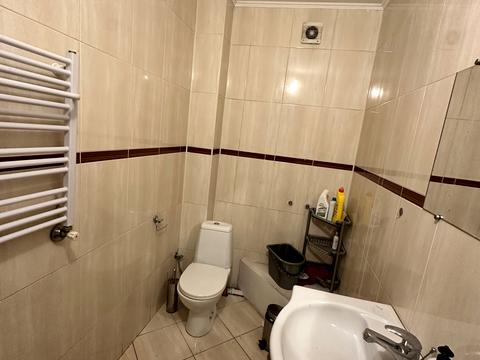 комерційна за адресою Івана Франка вул., 26