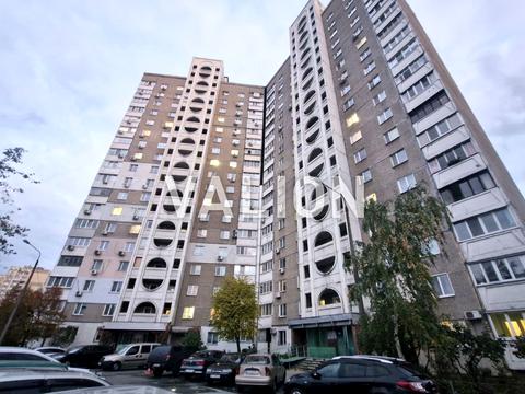 квартира по адресу Ревуцкого ул., 4