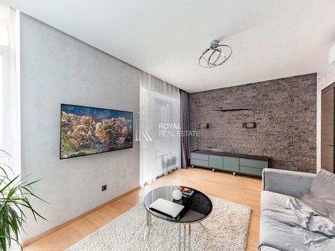 квартира за адресою Джона Маккейна вул. (Івана Кудрі), 1-Б