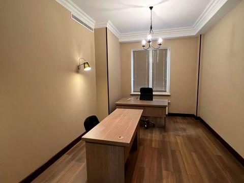 комерційна за адресою Київ, Казарменна вул. (Григорія Андрющенка), 4