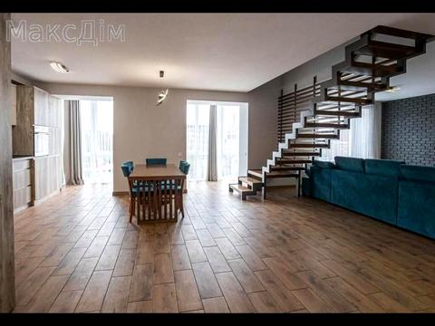 квартира за адресою Крушельницької вул., 1-А