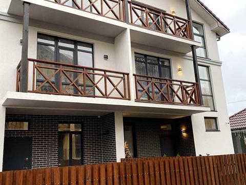 дом по адресу Соборна ул.