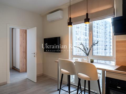 квартира за адресою Михайла Максимовича вул. (Онуфрія Трутенка), 24-В