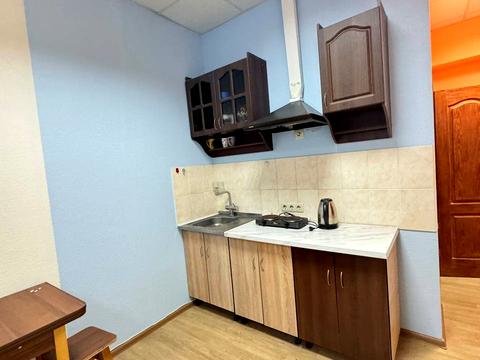 квартира за адресою Тищенка вул., 21-Б