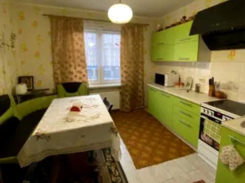 квартира за адресою Сергія Данченка вул., 3