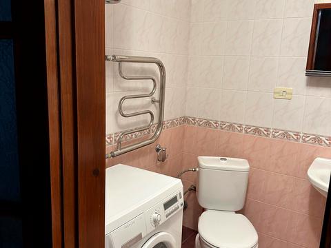 квартира за адресою Небесної Сотні просп. (Маршала Жукова), 30