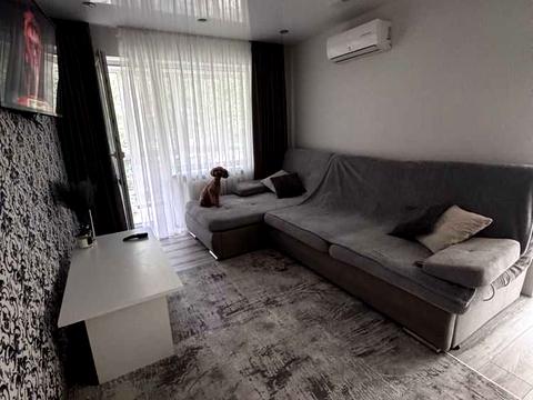 квартира за адресою Гната Хоткевича пров., 3