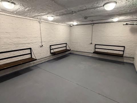 квартира за адресою Лабораторний пров., 24