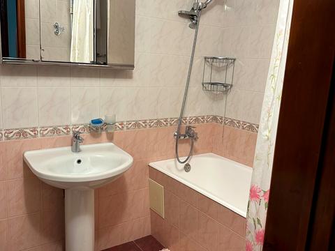 квартира за адресою Небесної Сотні просп. (Маршала Жукова), 30