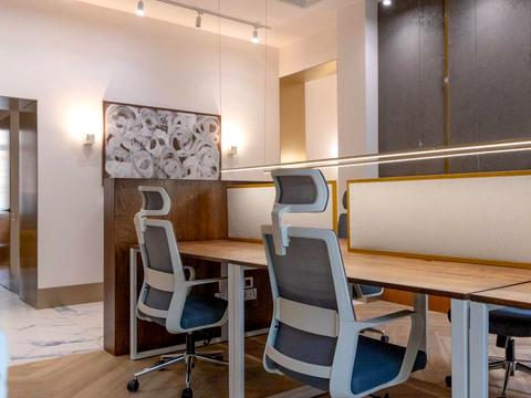 коммерческая по адресу Вячеслава Липинского ул. (Чапаева), 12