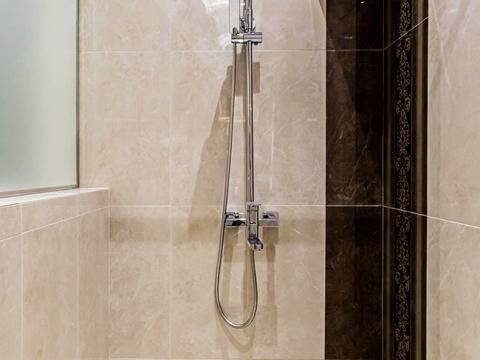 комерційна за адресою Саперне Поле вул., 12