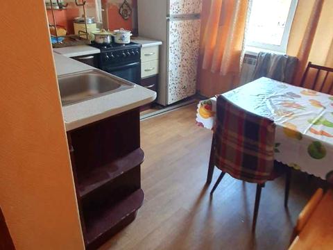 квартира за адресою Киргизька вул., 12