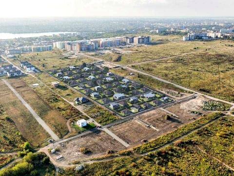 участок по адресу Юрия Горлиса-Горского ул.