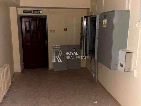 комерційна за адресою Володимира Івасюка, 1