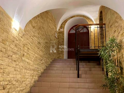 коммерческая по адресу Рыбальская, 1