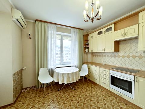 квартира за адресою Київ, Академіка Булаховського вул., 5-Г