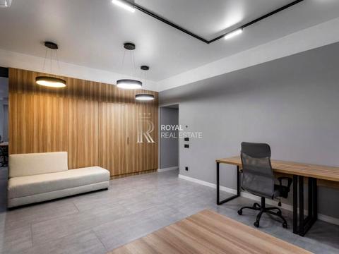 комерційна за адресою Євгена Чикаленка вул. (Пушкінська), 20