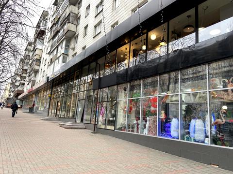 коммерческая по адресу Леси Украинки бульв., 20/22