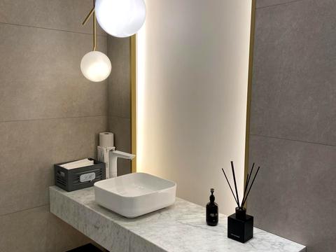 коммерческая по адресу Леси Украинки бульв., 20/22