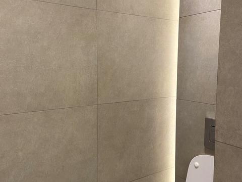 коммерческая по адресу Леси Украинки бульв., 20/22