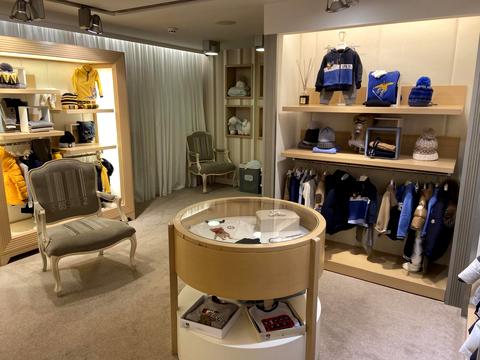 коммерческая по адресу Леси Украинки бульв., 20/22