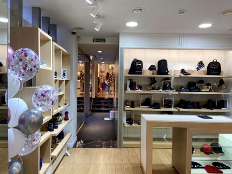 коммерческая по адресу Леси Украинки бульв., 20/22