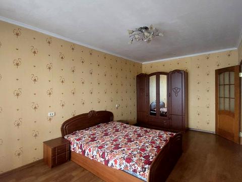 квартира за адресою Небесної Сотні просп. (Маршала Жукова), 12