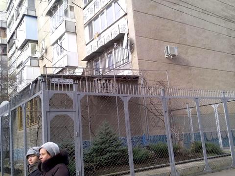 квартира по адресу Небесной Сотни просп. (Маршала Жукова), 32