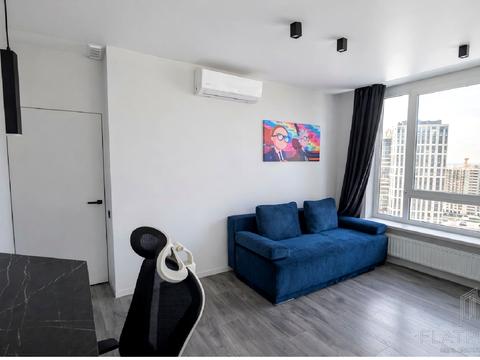 квартира за адресою Київ, Всеволода Змієнка вул., 21