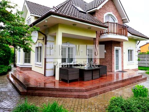 будинок за адресою Кібернетична вул., 28