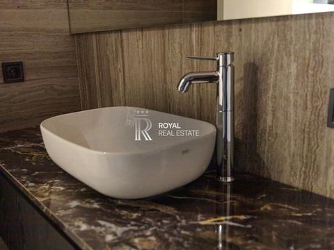 комерційна за адресою Панаса Мирного вул., 8