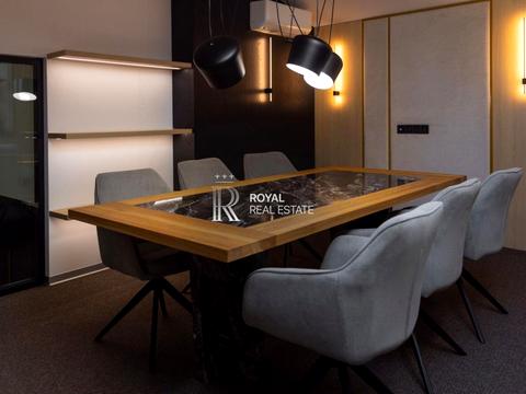 комерційна за адресою Панаса Мирного вул., 8