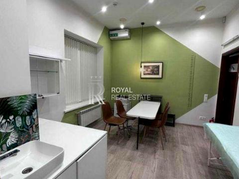 комерційна за адресою Київ, Академіка Філатова пров., 3/1