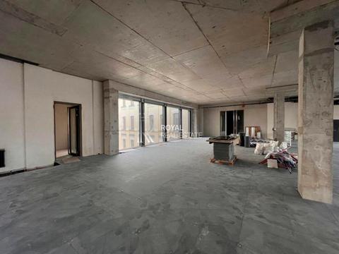 комерційна за адресою Прорізна вул., 9