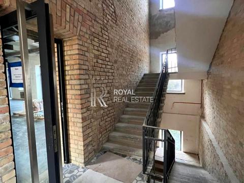 комерційна за адресою Прорізна вул., 9