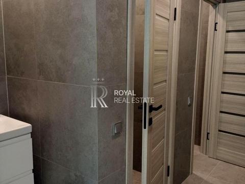 комерційна за адресою Лєскова вул., 9