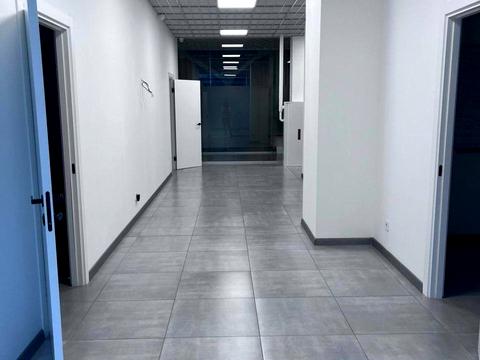 коммерческая по адресу Героев Полка "Азов ул. (Малиновского маршала), 12