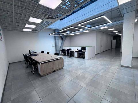 коммерческая по адресу Героев Полка "Азов ул. (Малиновского маршала), 12