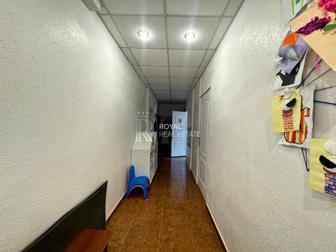 коммерческая по адресу Митрополита Андрея Шептицкого, 1