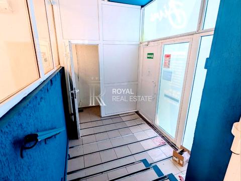 комерційна за адресою Левка Лук'яненка вул. (Маршала Тимошенка), 29