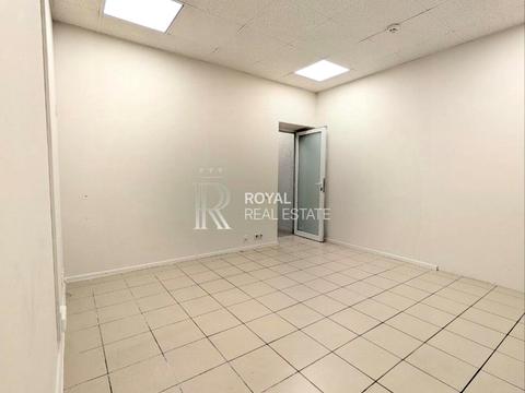 комерційна за адресою Левка Лук'яненка вул. (Маршала Тимошенка), 29