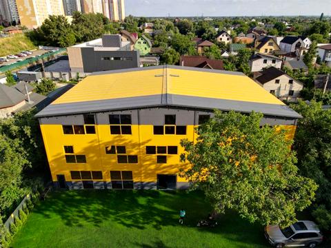 комерційна за адресою 192-га Садова вул., 3